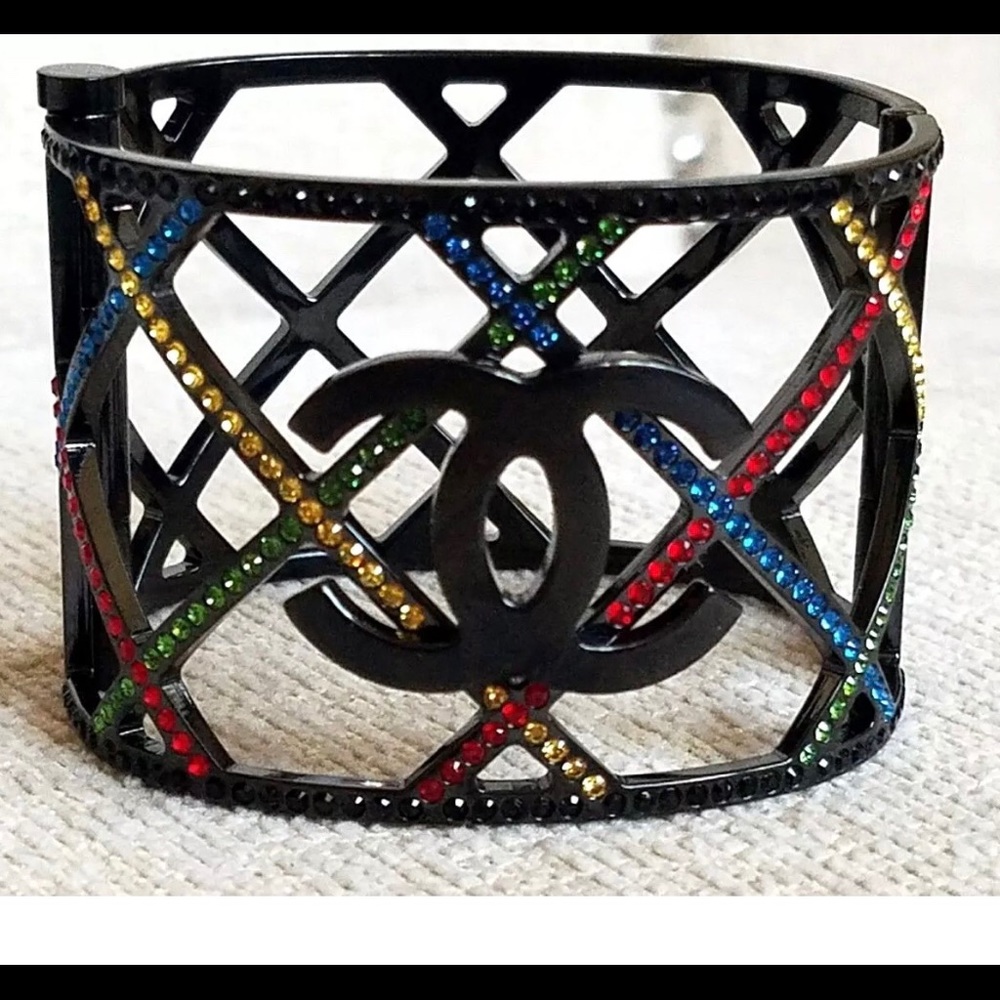 Chanel CC black cuff bracelet. Multi-color